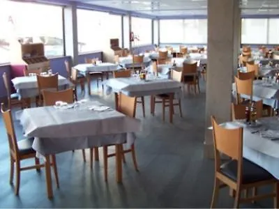 Alfinden מלון 3*
