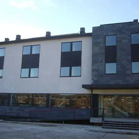 Alfinden 3* La Puebla De Alfinden